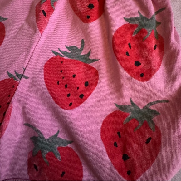Zara Pink Romper with Strawberry Design - Picture 7 of 7